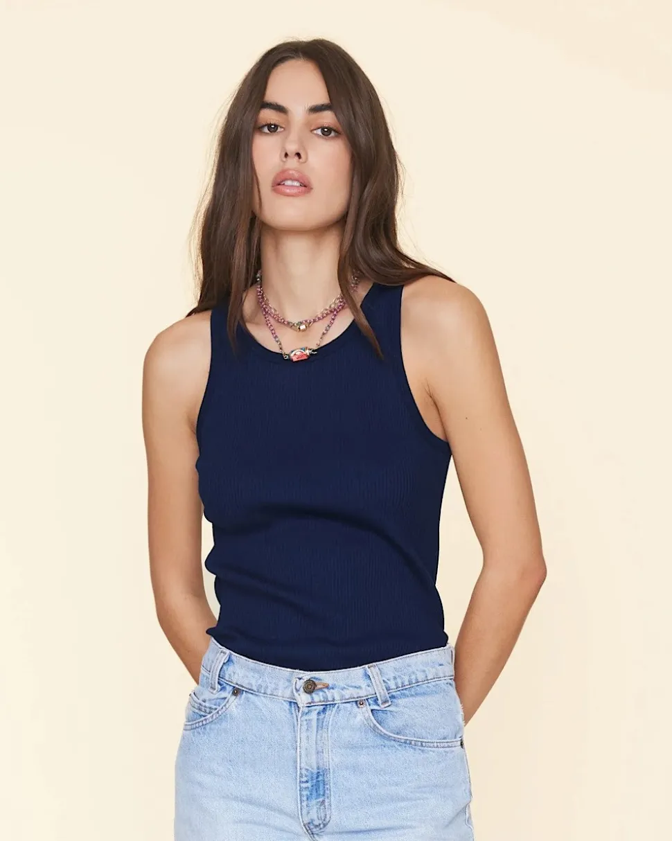 arynn_tank_top_xrena_1-1.webp ARYNN TANK TOP XÍRENA