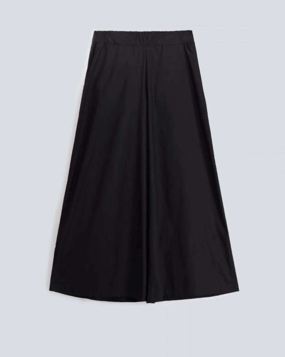 pantalones_cropped_robert_4.webp PANTALONES CROPPED ROBERTO COLLINA